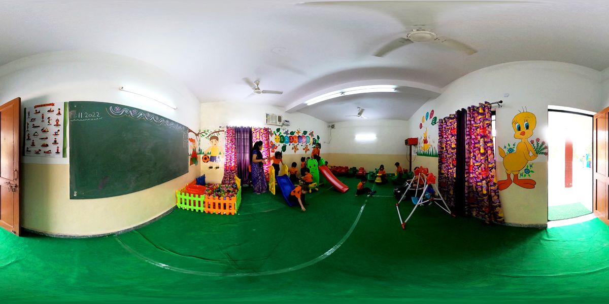 360° Virtual Tour of Sant Nirankari Public School (Malviya Nagar, Delhi)