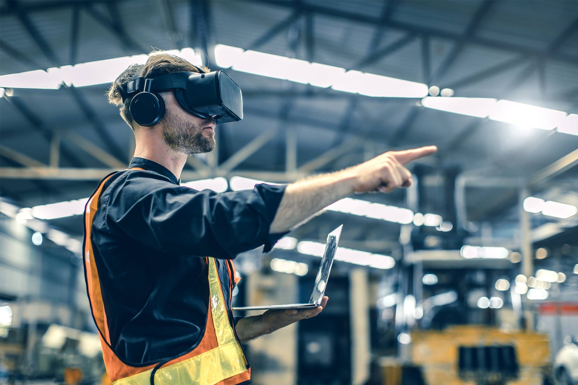 Transforming Manufacturing: Unveiling 20 Key Benefits of AR and VR Integration