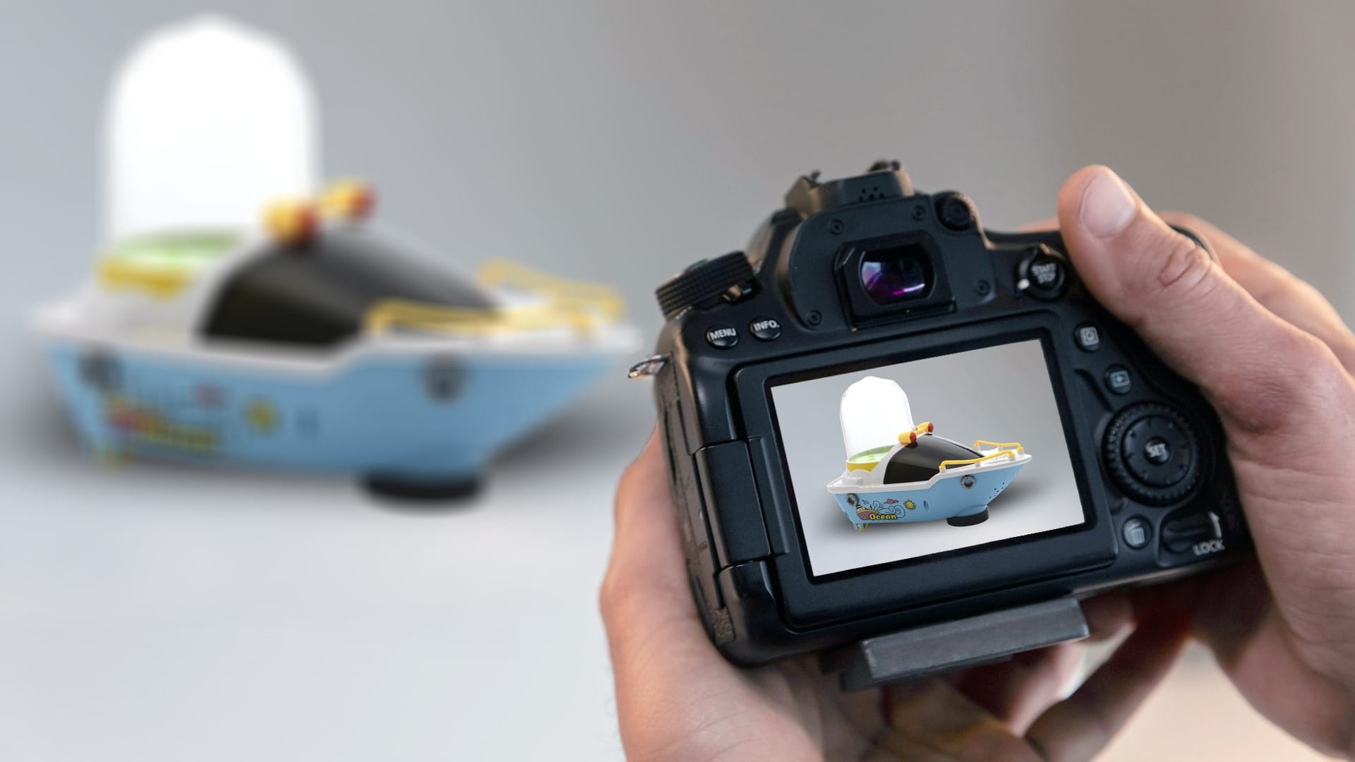 360 Product Spin Photography – Decorative Boat Showpiece | 72 High-Res Shots