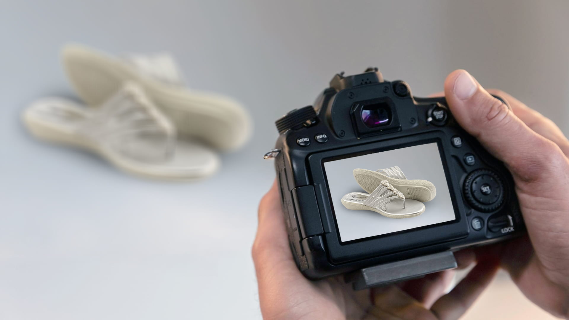 360° Product Spin Photography – Ladies Sandal (185 Shots)