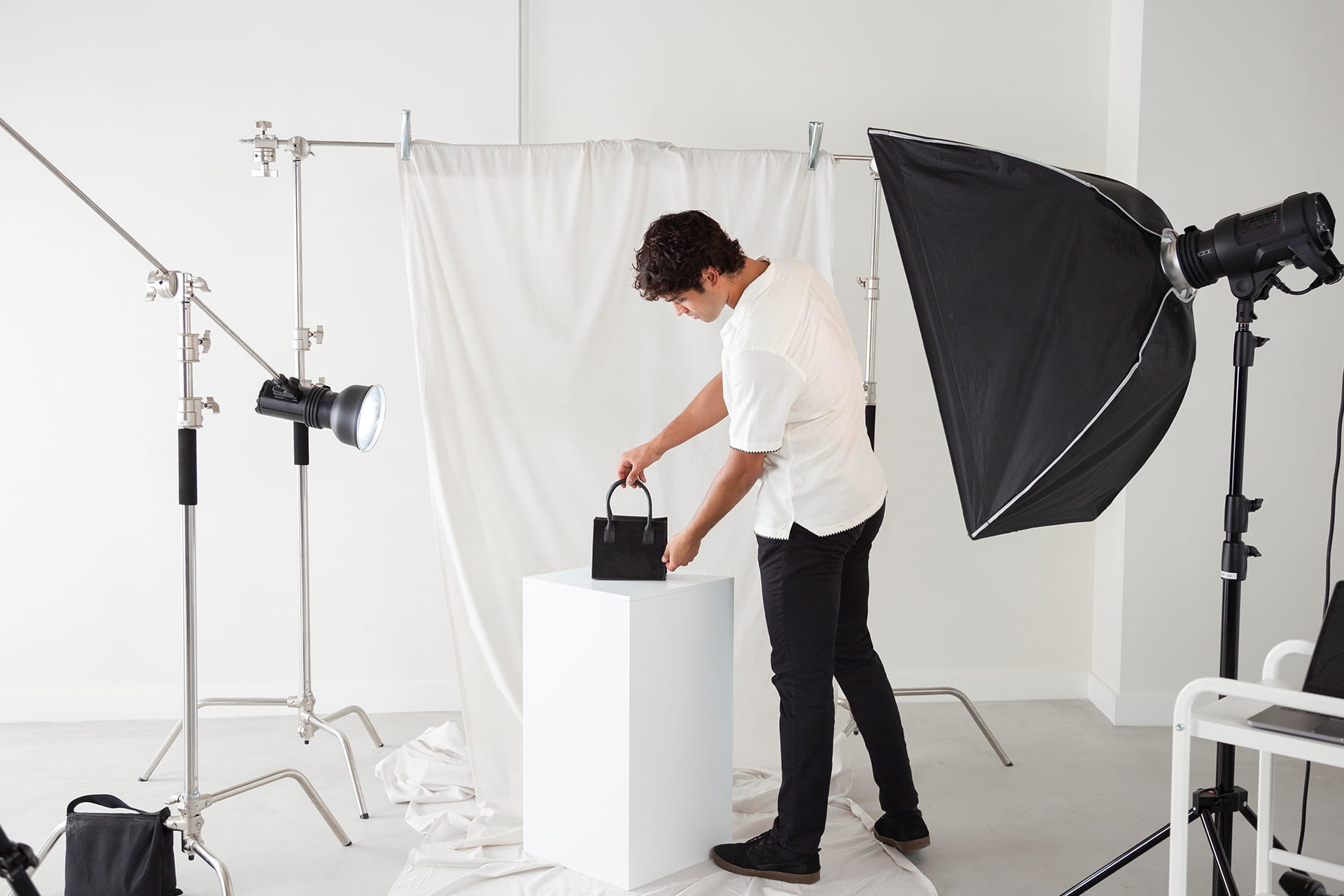 Let Customers See Every Angle – Literally. Try 360° Product Spins Today
