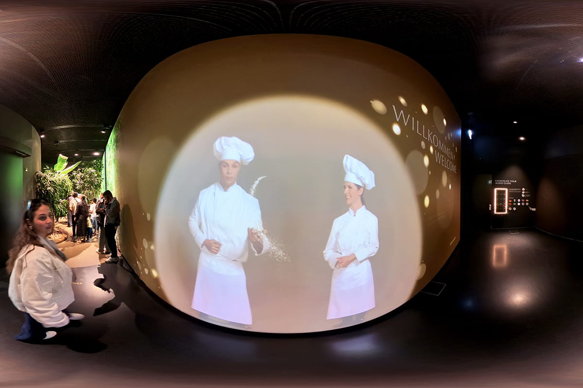 360 Virtual Tour of Lindt Chocolate Factory, Zurich