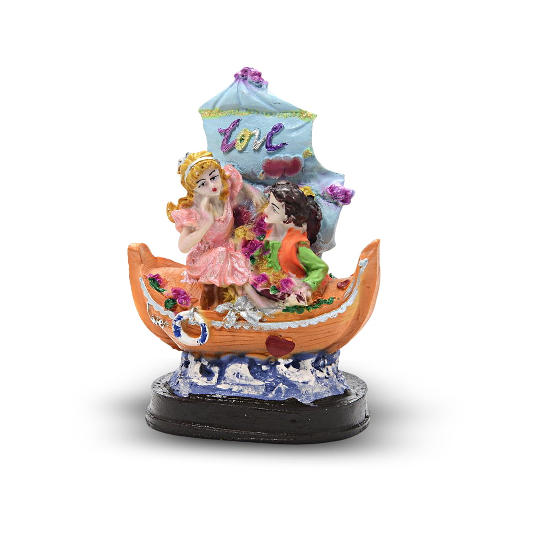 360° Product Spin Photography – Decorative Lover Boat Showpiece (72 Shots)