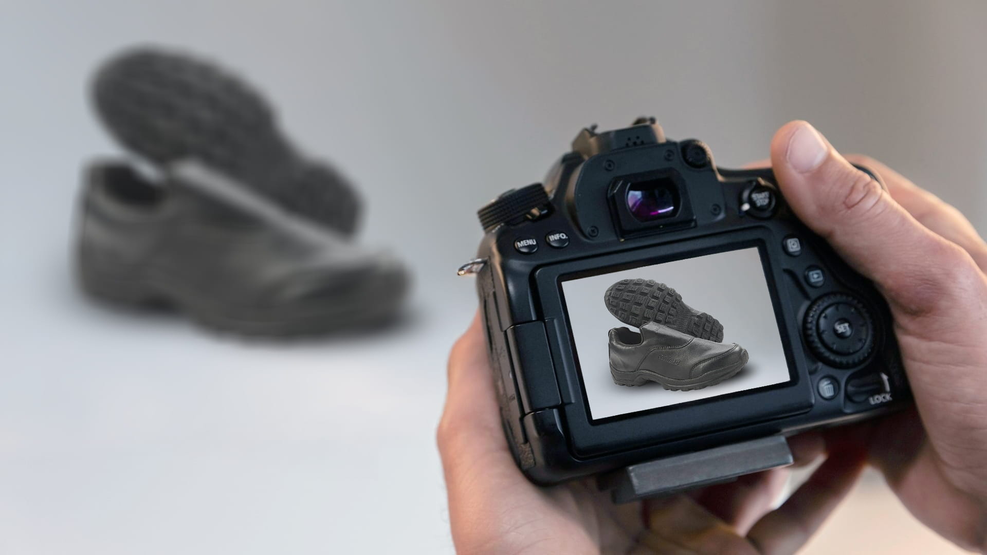 360° Product Spin Photography – Men’s Formal Shoe (144 Shots)