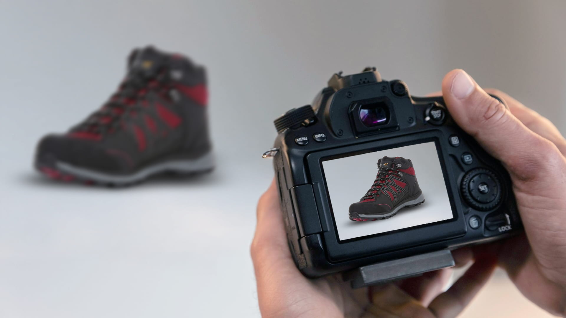 360° Product Spin Photography – Men’s Shoe Sample 003 (60 Shots)