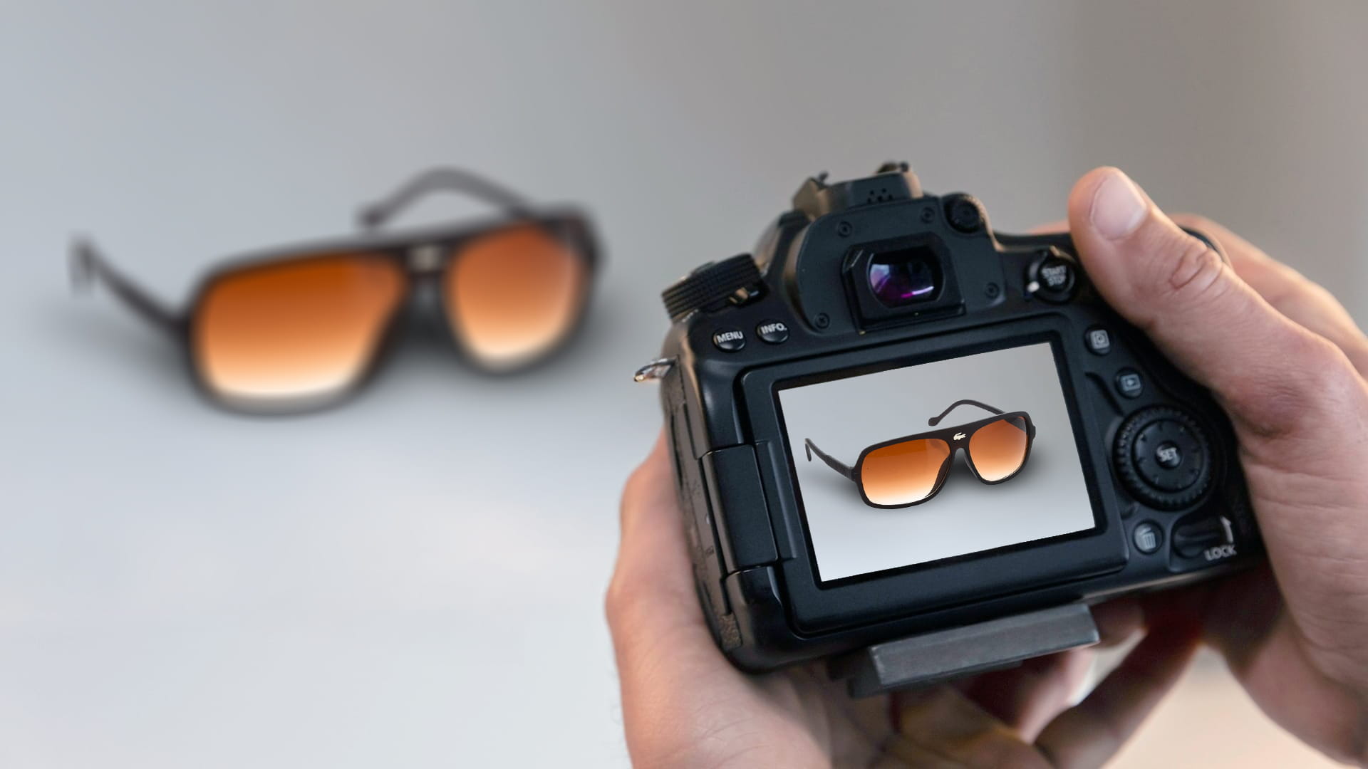 360° Product Spin Photography – Men’s Sunglasses (144 Shots)