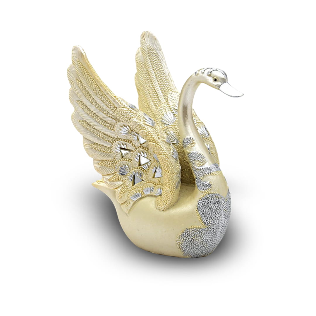 360° Product Spin Photography – Swan Showpiece (72 Shots)