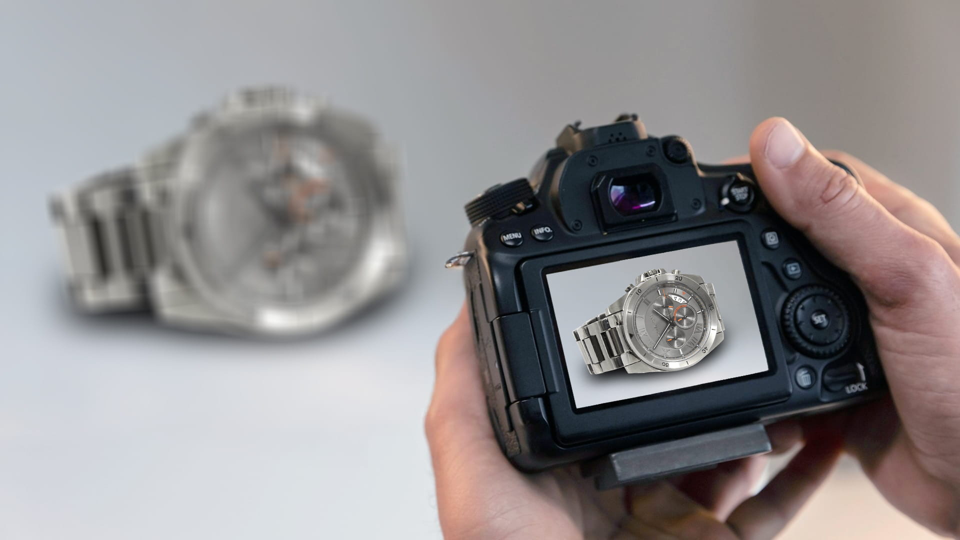 360° Product Spin Photography – Men’s Metal Silver Watch (18, 36, 72 & 144 Shots)