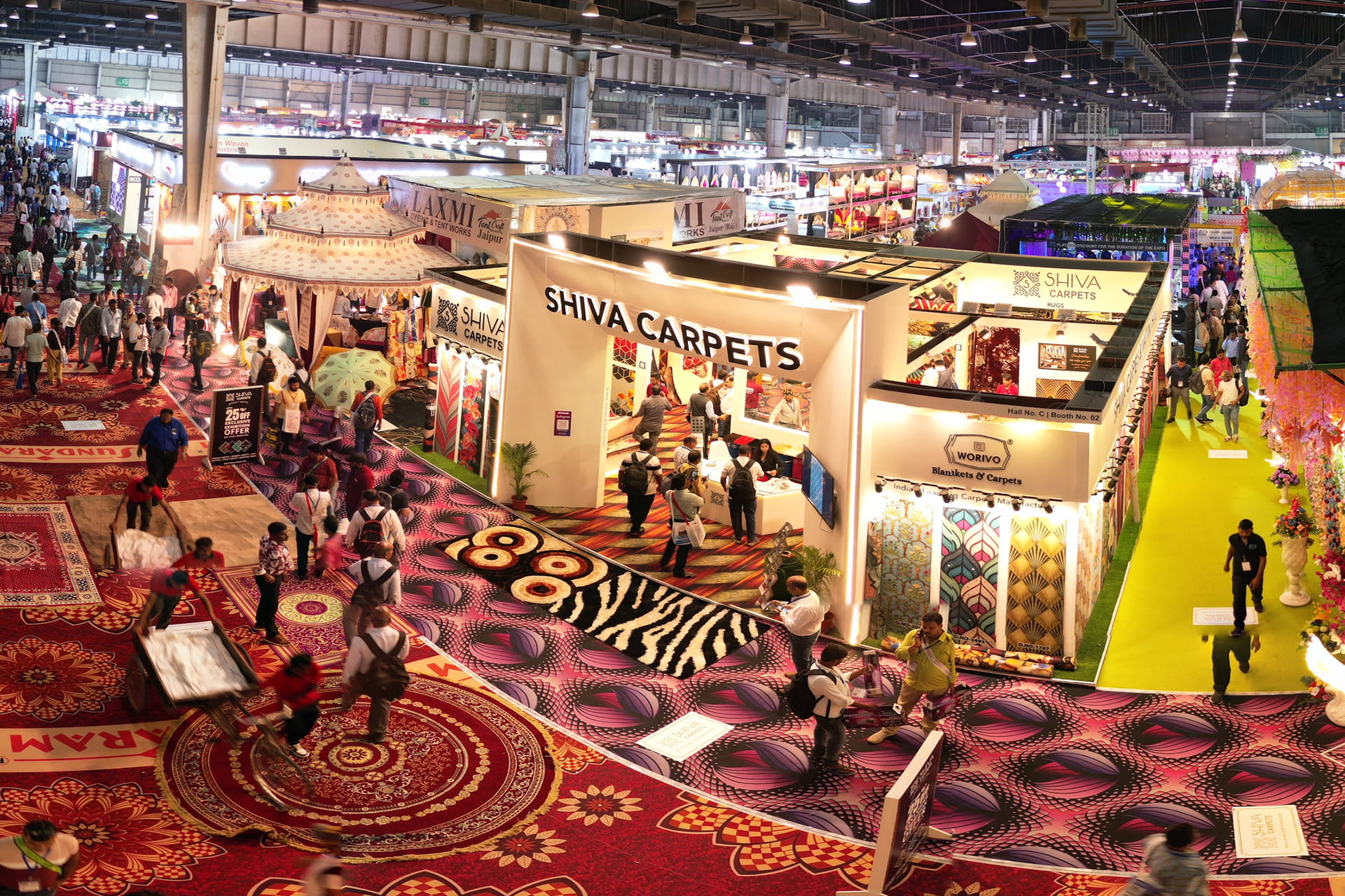 360° Virtual Tour of Shiva Carpets